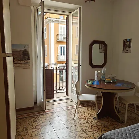 Casa In Piazza Appartamento Fondi